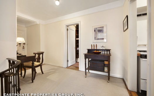 200 West 20th Street, Residence 815