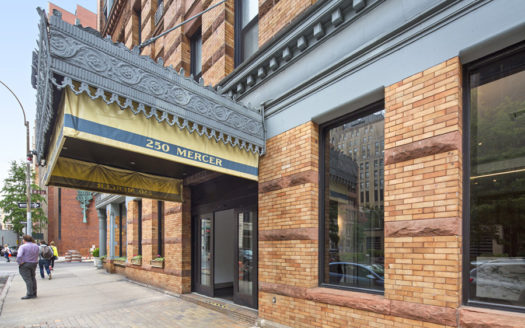 250 Mercer Street, Residence B1105