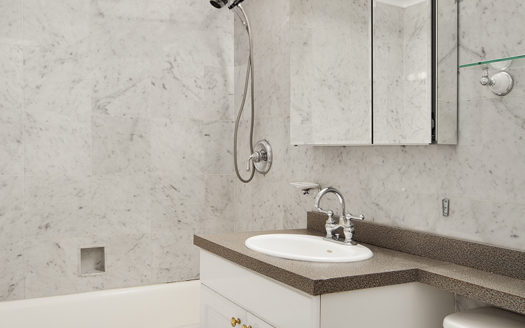353 West 56th Street, Residence 3E