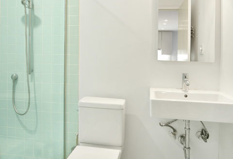 445 West 19th Street, Residence 4G
