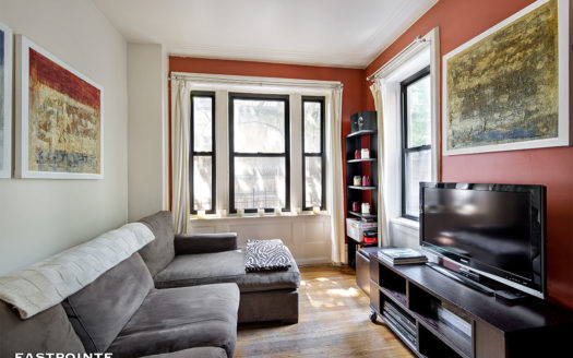 334 West 22nd Street, Residence 4