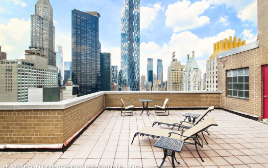 58 West 58th Street, Residence 14D