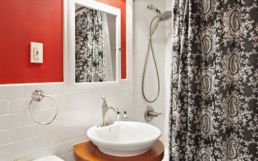 33 Greenwich Avenue, Residence 2H