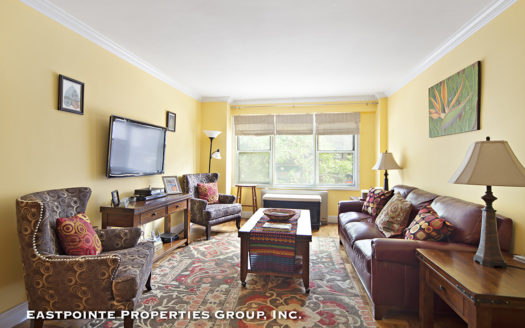 33 Greenwich Avenue, Residence 2H