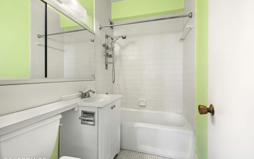 58 West 58th Street, Residence 14D