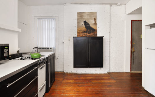 203 Spring Street, Residence 5