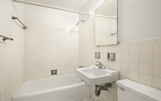 330 East 33rd Street, Residence 20G