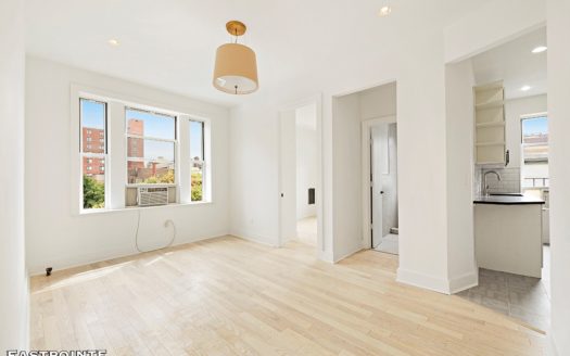 334 West 22nd Street, Residence 25