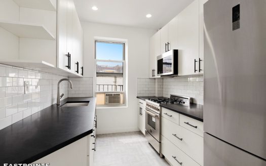 334 West 22nd Street, Residence 25