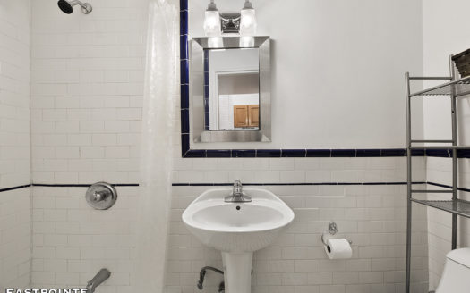173 Bleecker Street, Residence 3