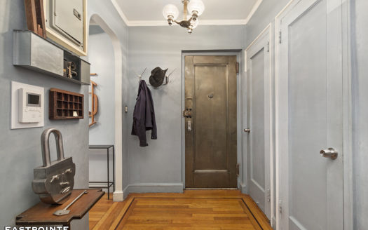 166 West 22nd Street, Residence 1G