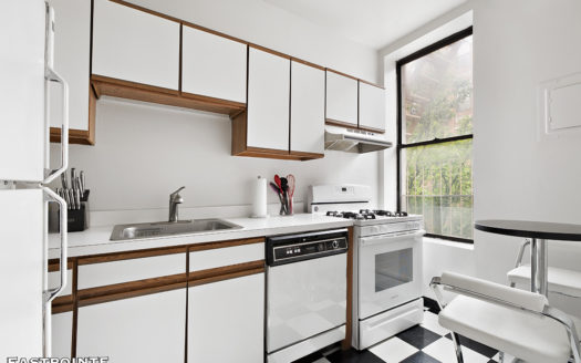 178 East 2nd Street, Residence 3D