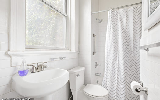 327 West 18th Street, Residence 3R