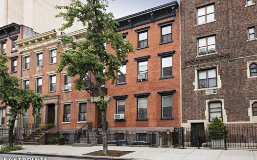 327 West 18th Street, Residence 3R