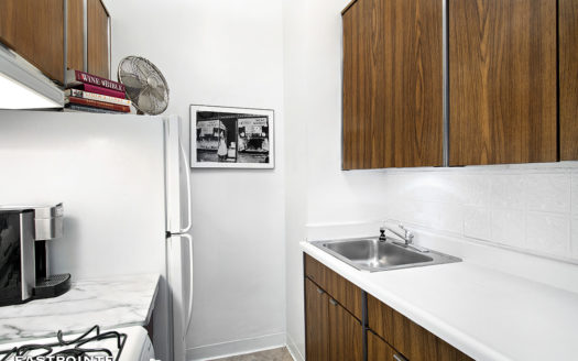 58 West 58th Street, Residence 15D