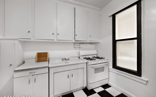 250 West 22nd Street, Residence 2D