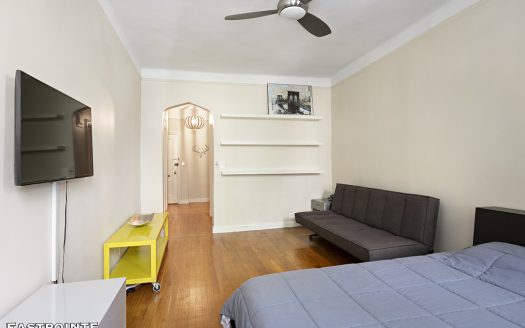 250 West 22nd Street, Residence 2D