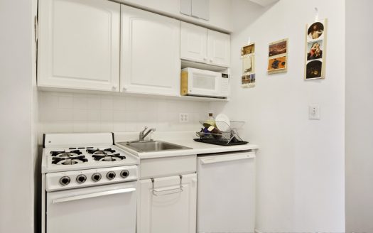 312 West 23rd Street, Residence 4N