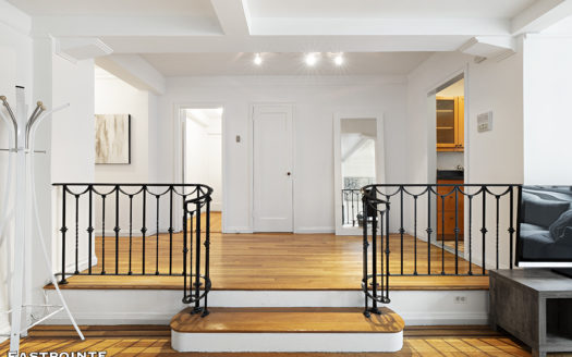 200 West 20th Street, Residence 1401