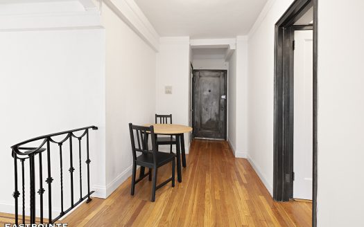 200 West 20th Street, Residence 515