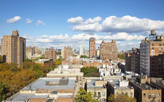 400 Central Park West, Residence 16E
