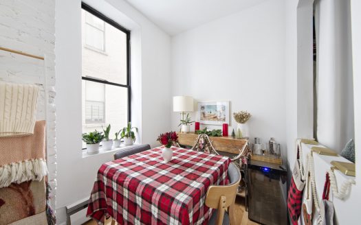 178 East 2nd Street, Residence 4B