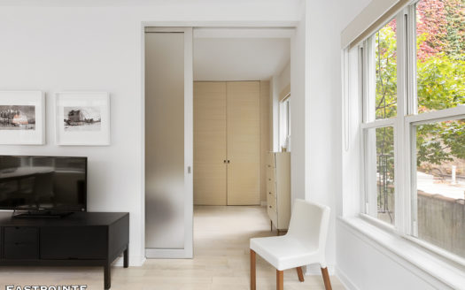 334 West 22nd Street, Residence 12