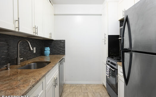 360 West 28th Street, Residence 1B