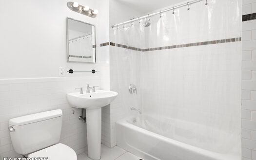189 Avenue C, Residence 10D