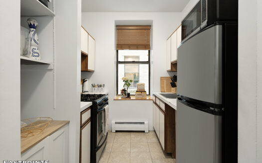 178 East 2nd Street, Residence 2B