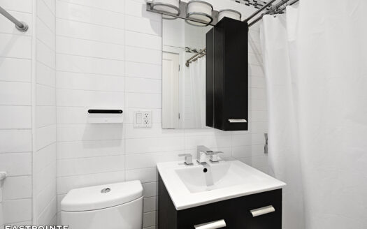 264 West 22nd Street, Residence 17