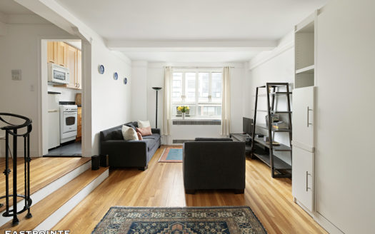 200 West 20th Street, Residence 1105