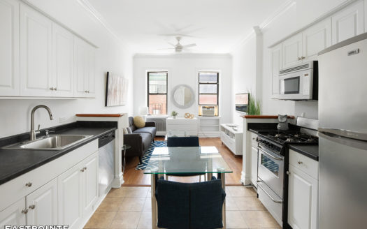 175 Bleecker Street, Residence 17