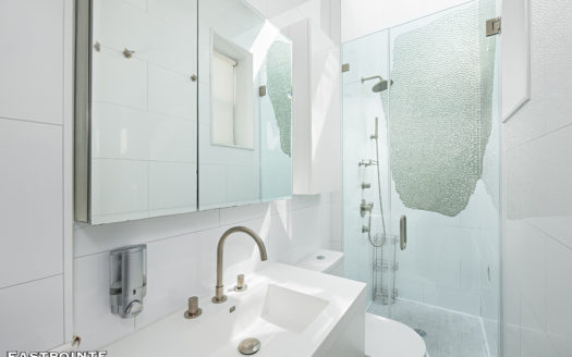 175 Bleecker Street, Residence 16