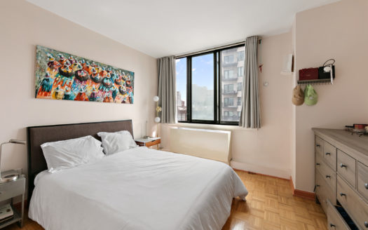 199 Bowery, Residence 11D