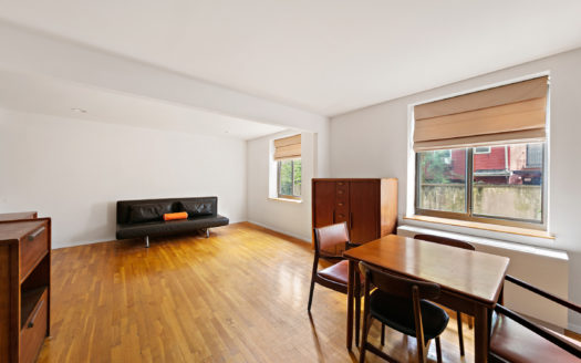 445 West 19th Street, Residence 1H