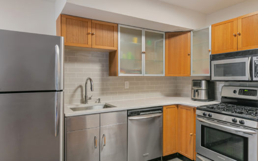 445 West 19th Street, Residence 1H
