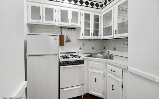 250 West 15th Street, Residence 5H